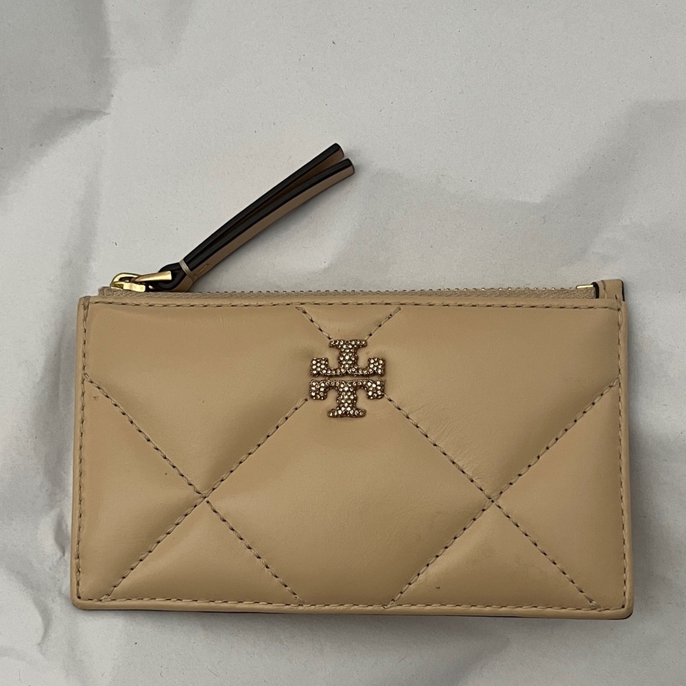 Tory Burch Beige Quilted Leather small wallet